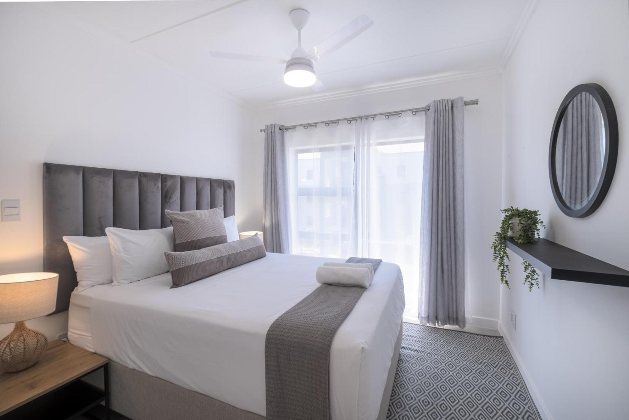 Ballito Village Luxury Apartments Экстерьер фото