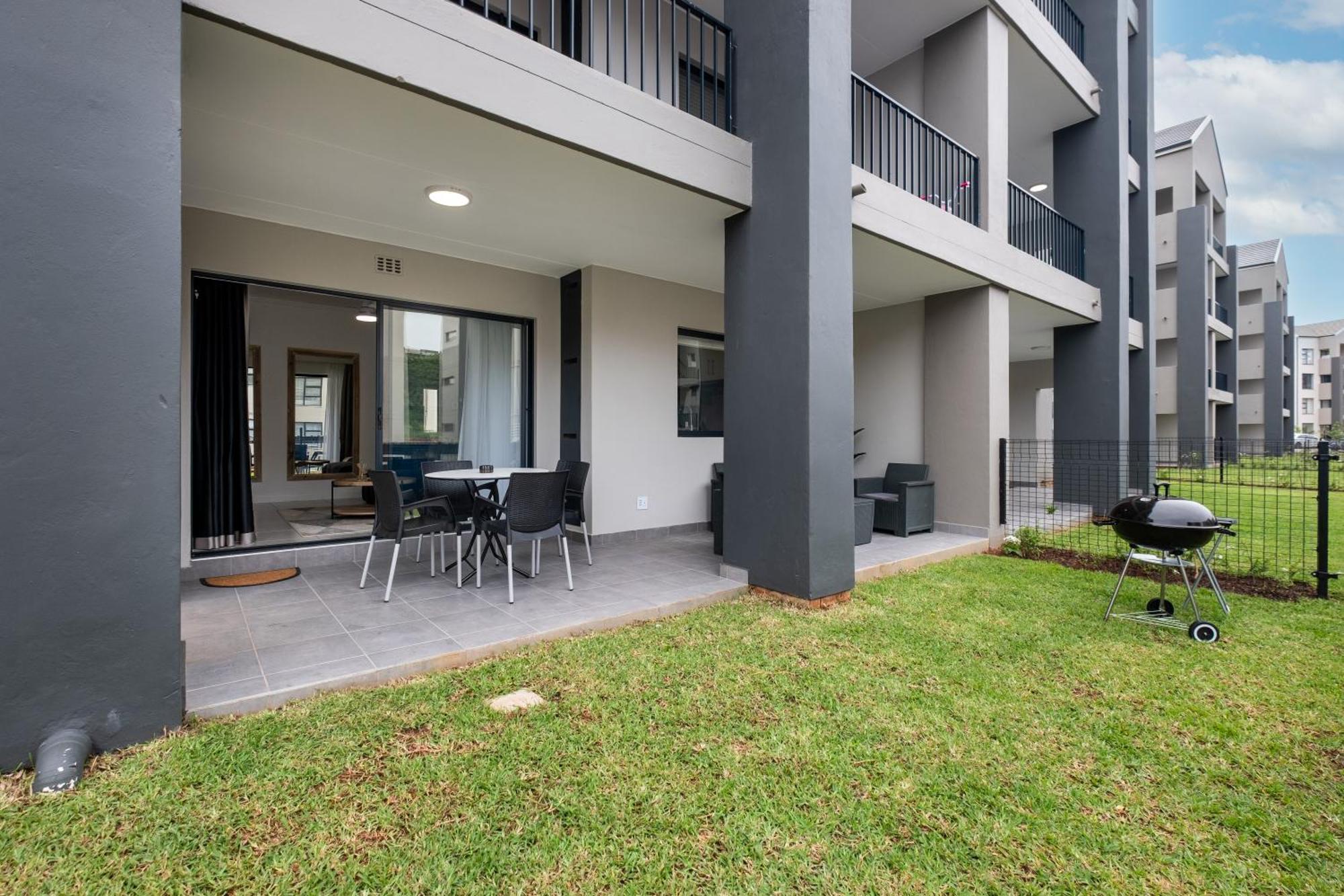 Ballito Village Luxury Apartments Экстерьер фото